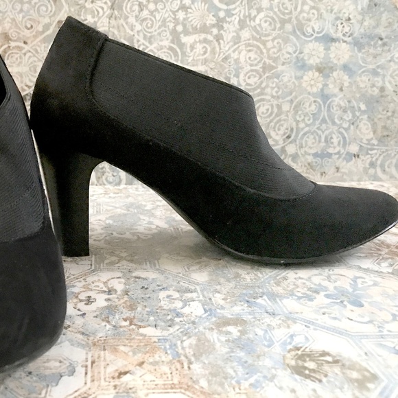 Karen Scott Booties Heels 9.5 NEW - Picture 1 of 6